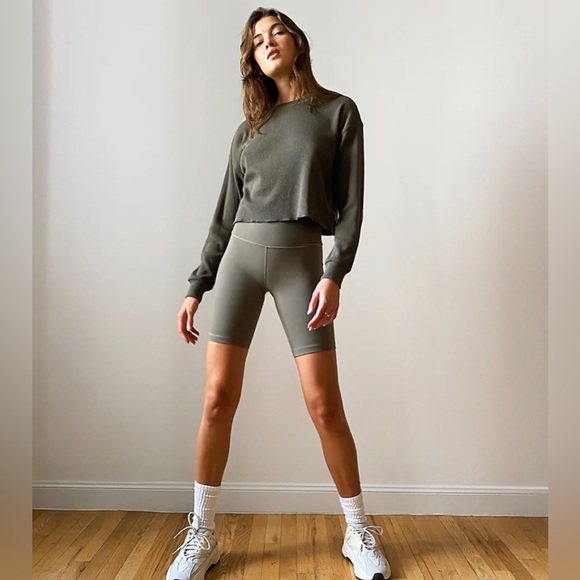 BNWOT- TNA Alamo Waffle Cropped Long Sleeve - Size Small - Picture 1 of 2